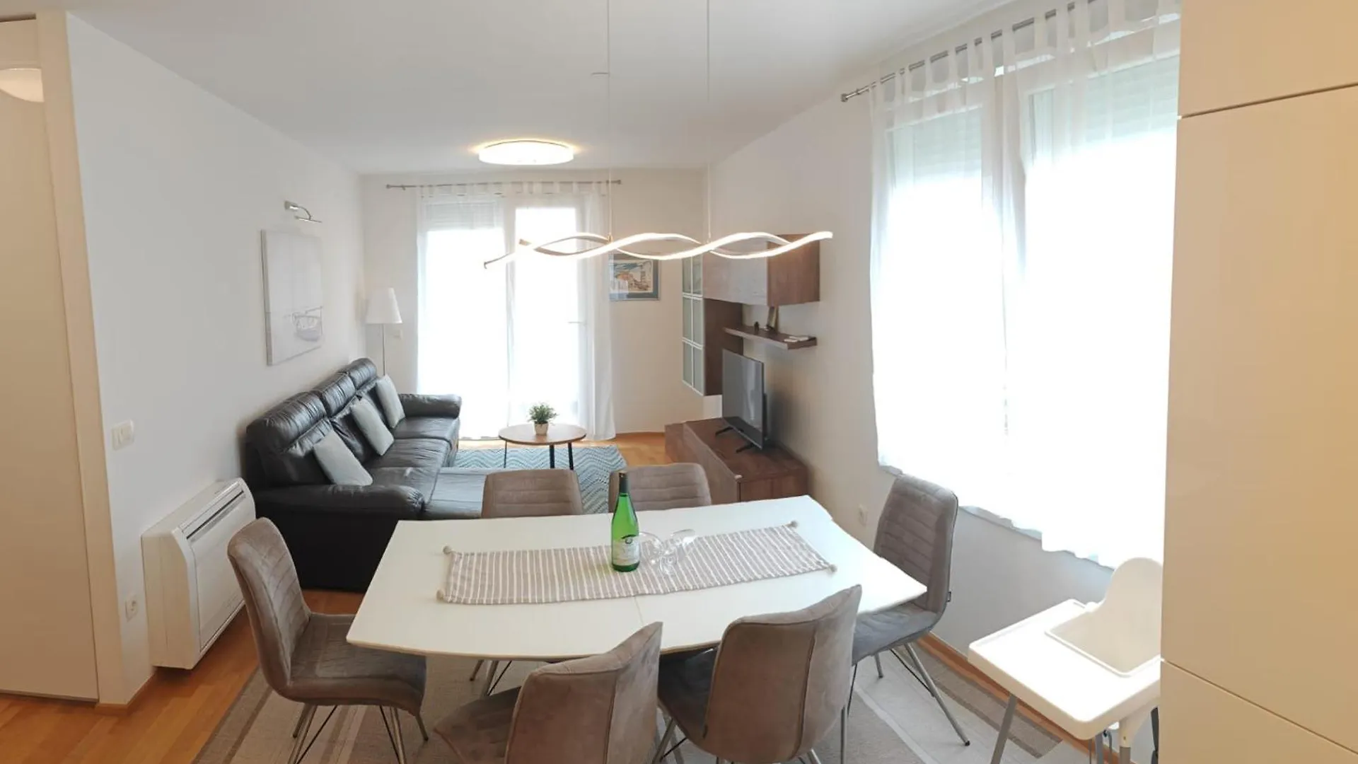 זאדאר Urban Apartment